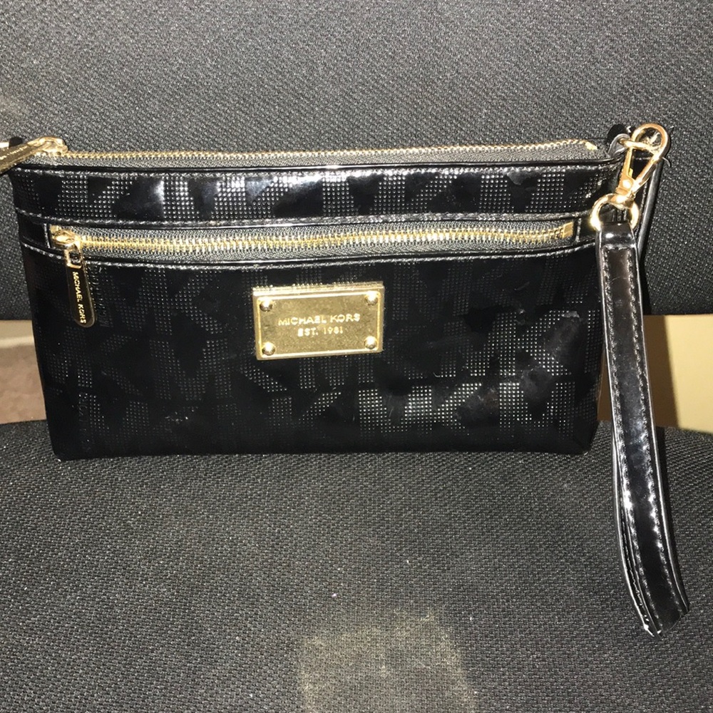 Michael Kors Wristlet Black